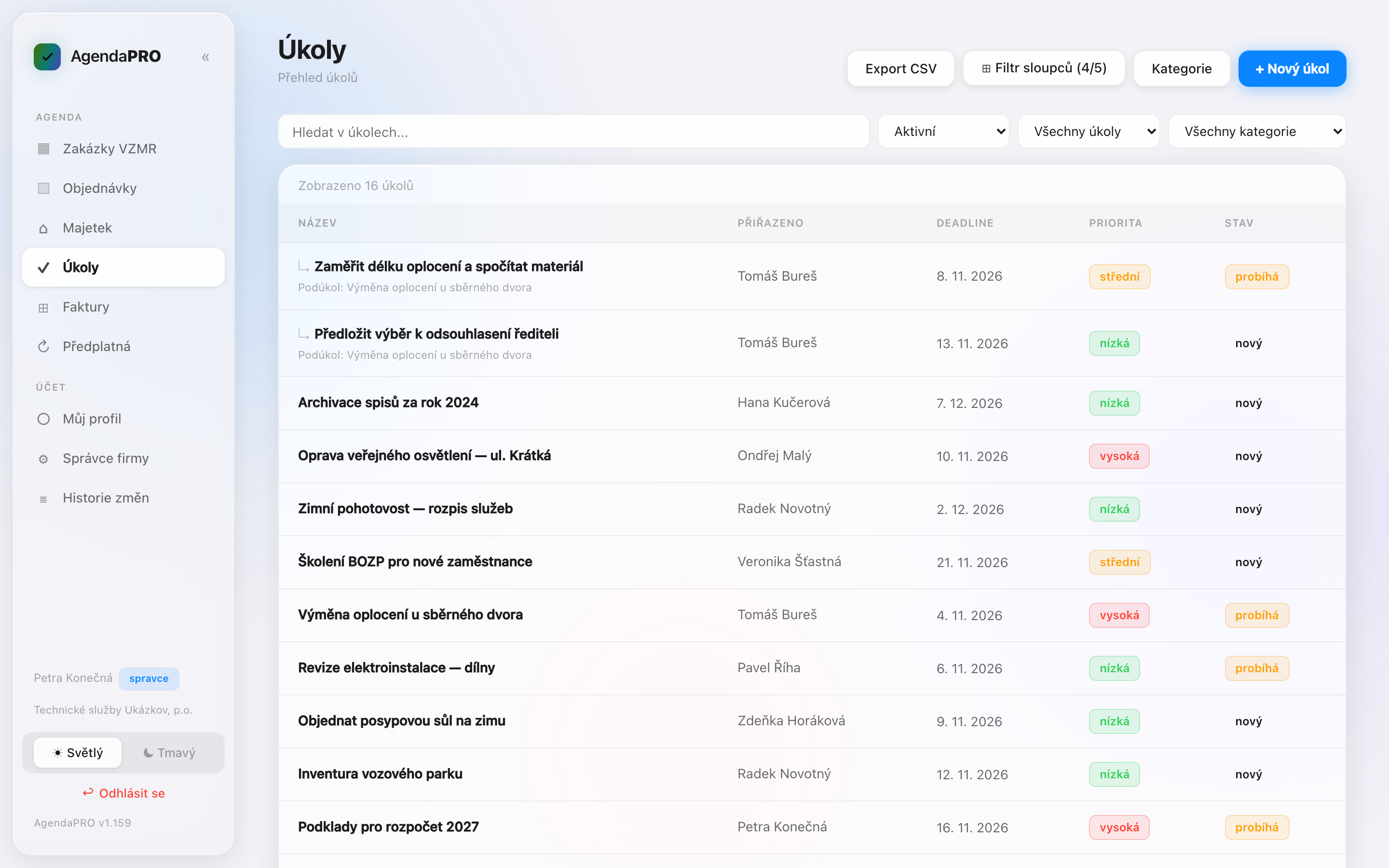 Seznam úkolů s termíny, prioritami a stavy